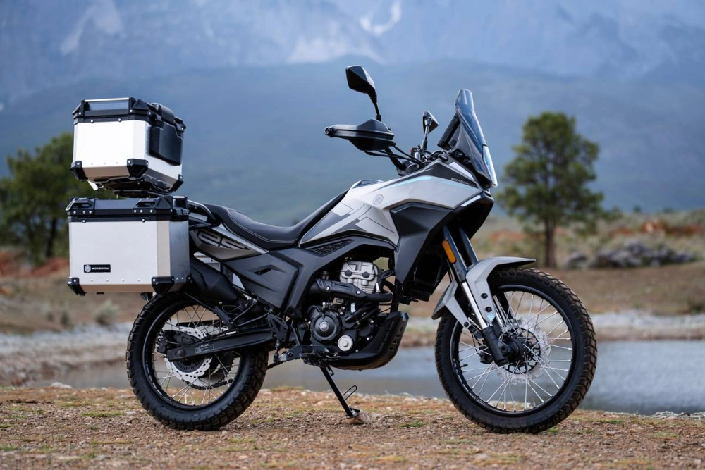 morbidelli t125x maletas